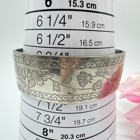 Kirk Stieff Pewter Cuff Bracelet Etched Flowers Vines Scrolls Signed Cottagecore - Picture 14 of 16